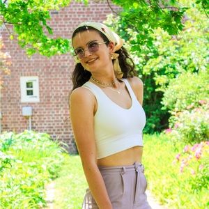 Meet your Posher, Emily